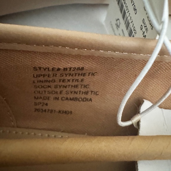 NWT J. Crew Nude Ballet Flats with Black Cap Toe - Picture 8 of 8